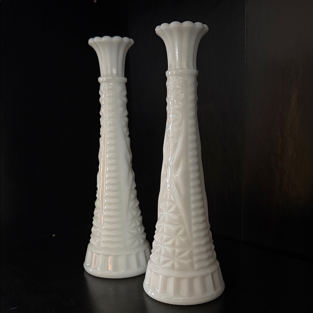 Anchor Hocking Milk Glass White Textured Vases Stars and Bars Set of 2 Vintage
